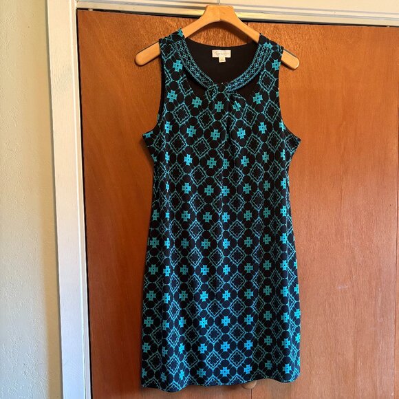 Magnolia Grace – Twisted Keyhole Embroidered Neckline Party Dress - XL - Picture 1 of 7